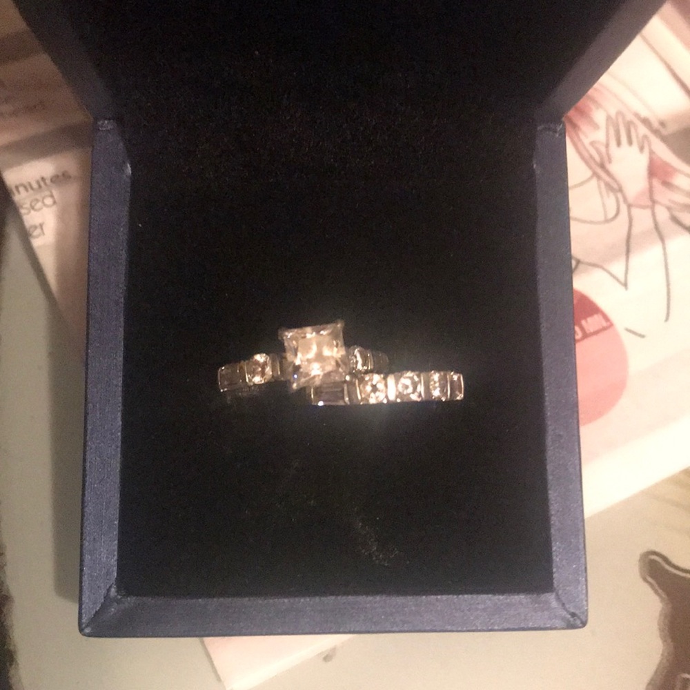 Princess cut sterling silver wedding ring set